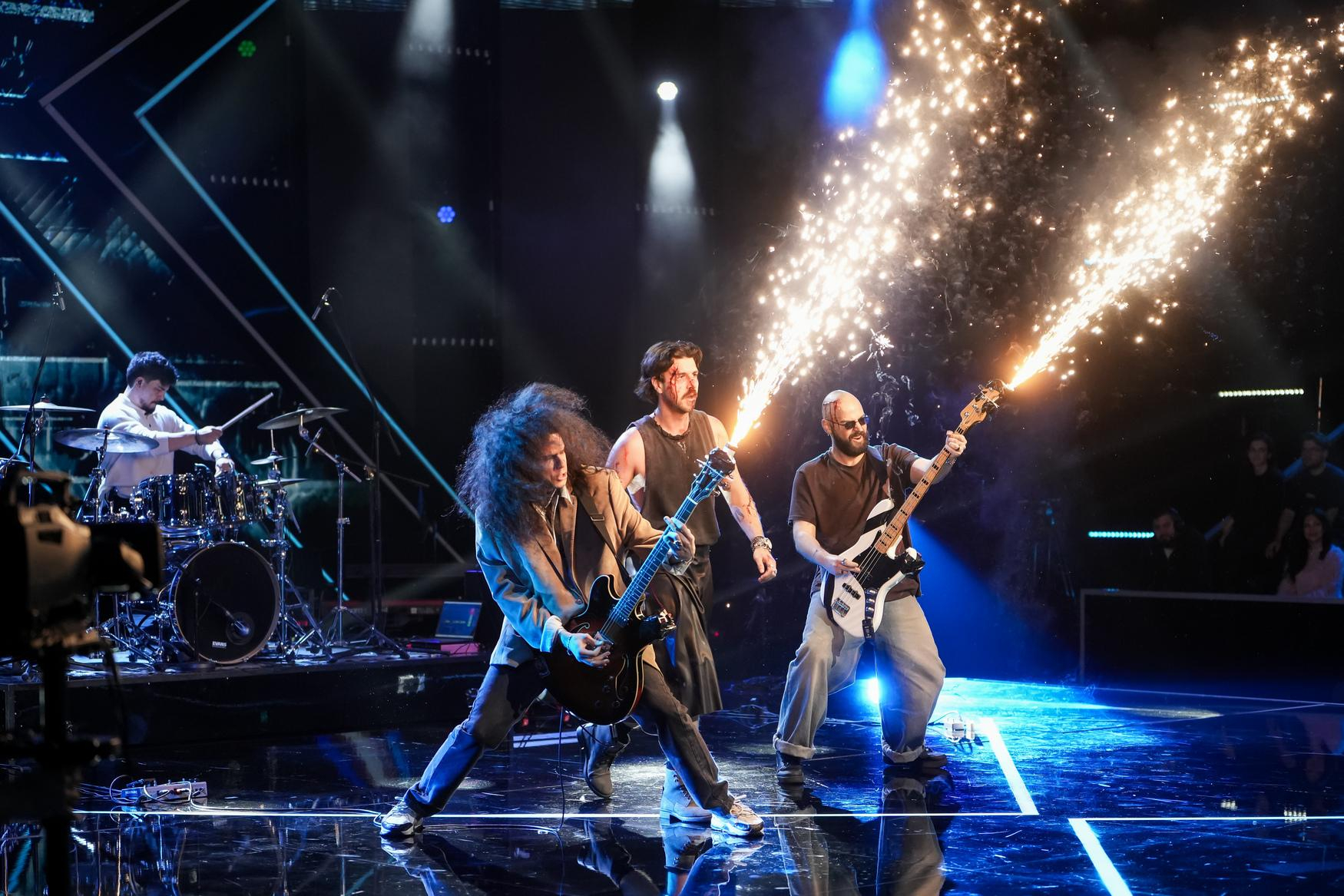 Trupa Guantanamo, show exploziv la „X Factor” (VIDEO)