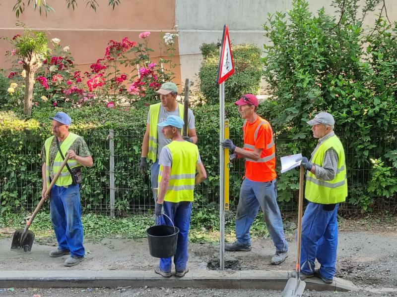 Muncitorii necalificați, cei mai căutați pe piața muncii din Galați