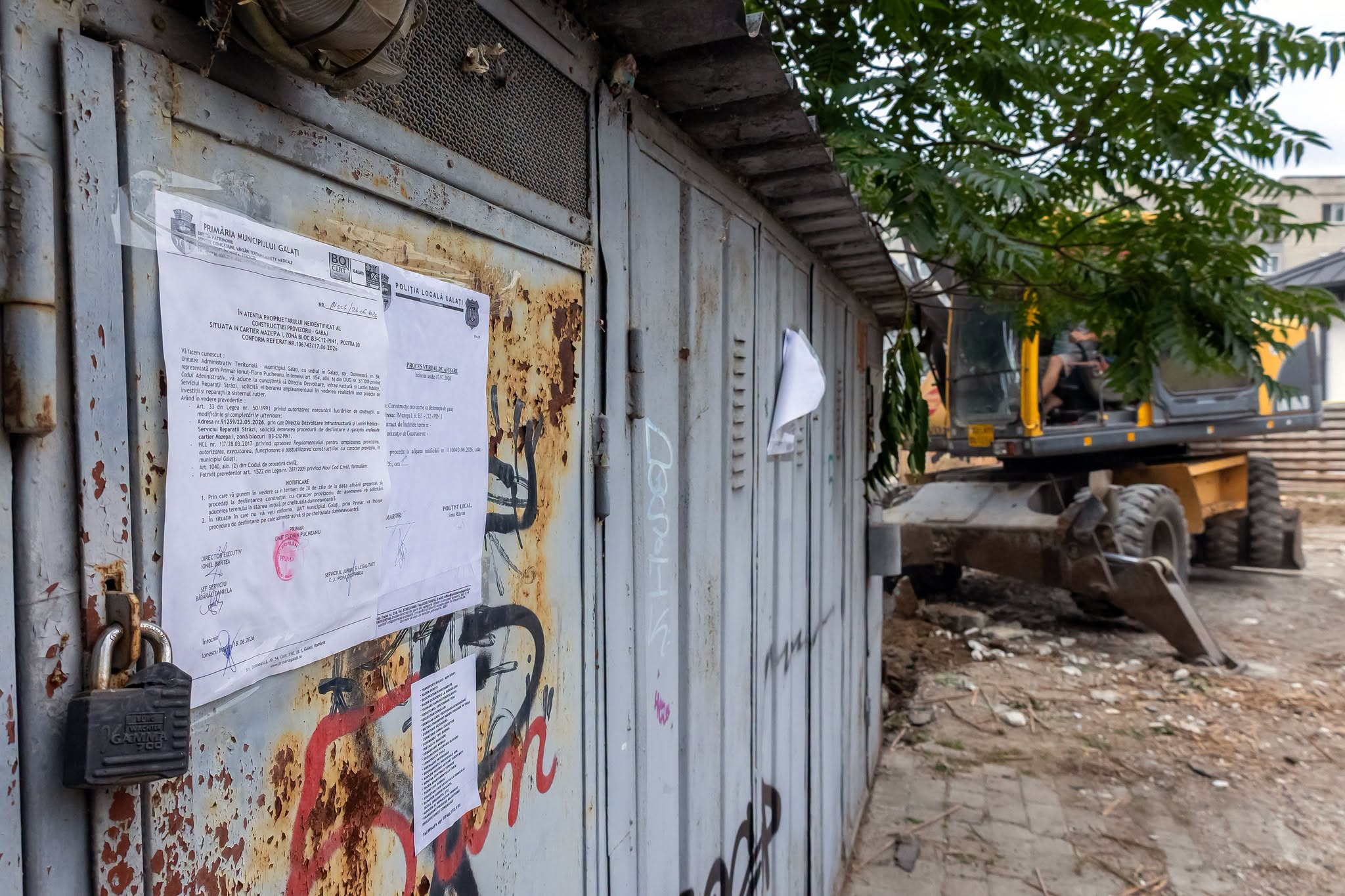 Regenerare urbană. Garaje demolate în Mazepa