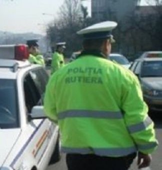 Peste 200 de sancţiuni aplicate ȘOFERILOR
