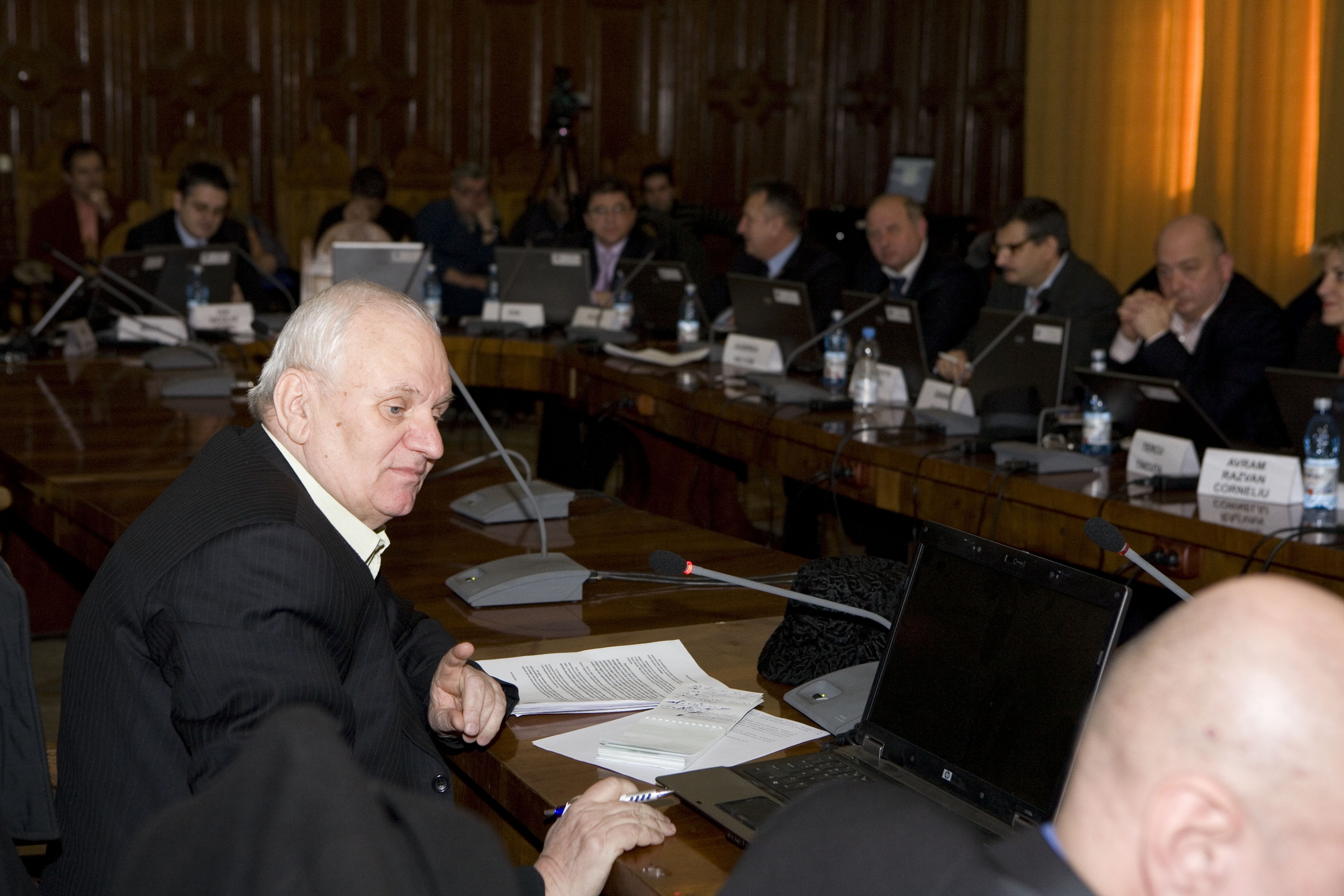 Galaţiul, „colonia Bucureştiului” - Nicio investiţie nouă în 2012