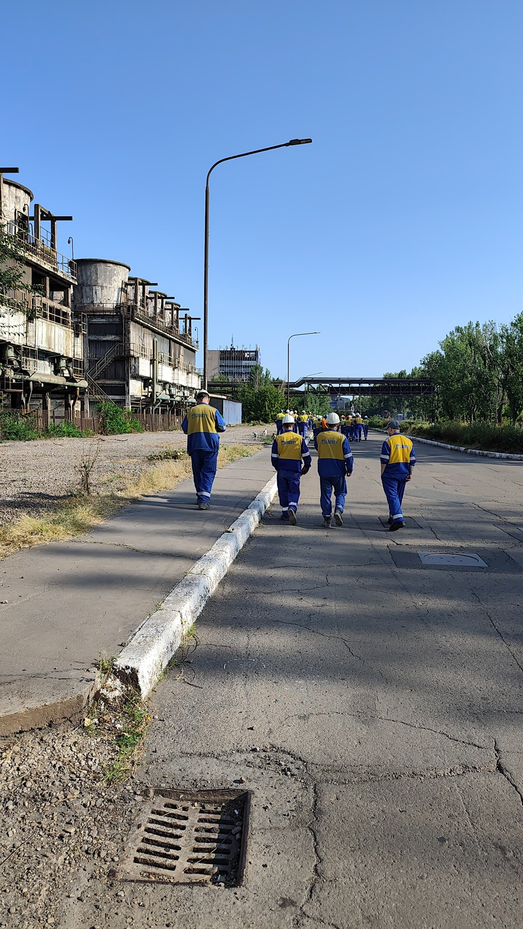 Promisiuni pentru plata unor salarii restante în Combinat