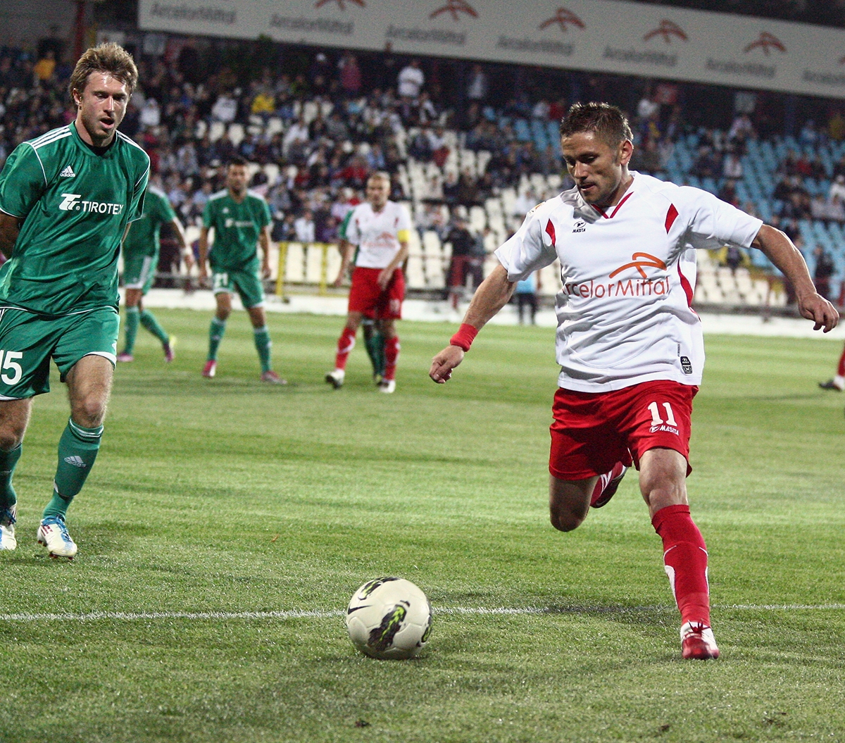 Dorinel schimbă sistemul