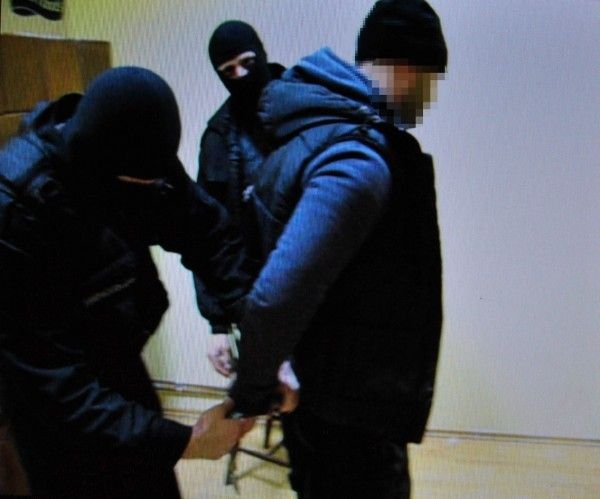 Un tâlhar care a jefuit o sală de jocuri a fost prins