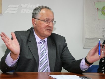 PDL, la 13 procente în spatele USL 