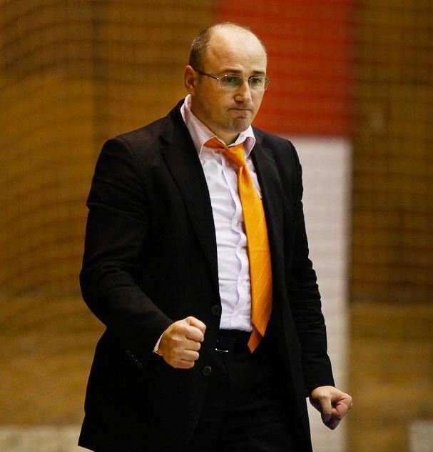 TOŢI PENTRU GALAŢI! Florin Nini, manager Phoenix: “Calificarea o obţinem luptând împreună, hocheiştii pe gheaţă şi noi din tribune”