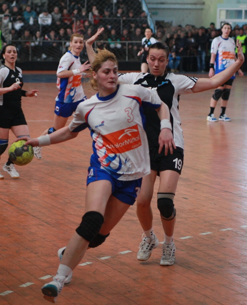 Oţelul se destramă! Trei plecări dintr-un foc