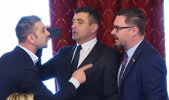 Salarii și circ – Parlamentarii din Comisia de Muncă, la un pas să se ia la bătaie