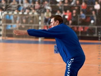 Multe meciuri amicale pentru handbalistele de la Oţelul Galaţi 