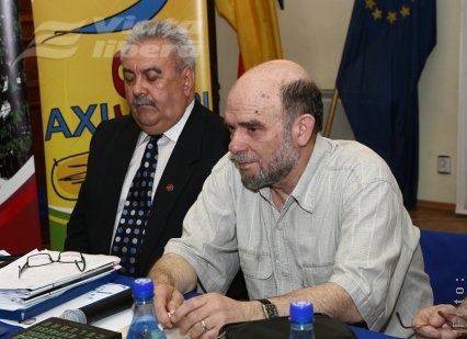 Salonul „Axis libri”, între muze şi spirite  