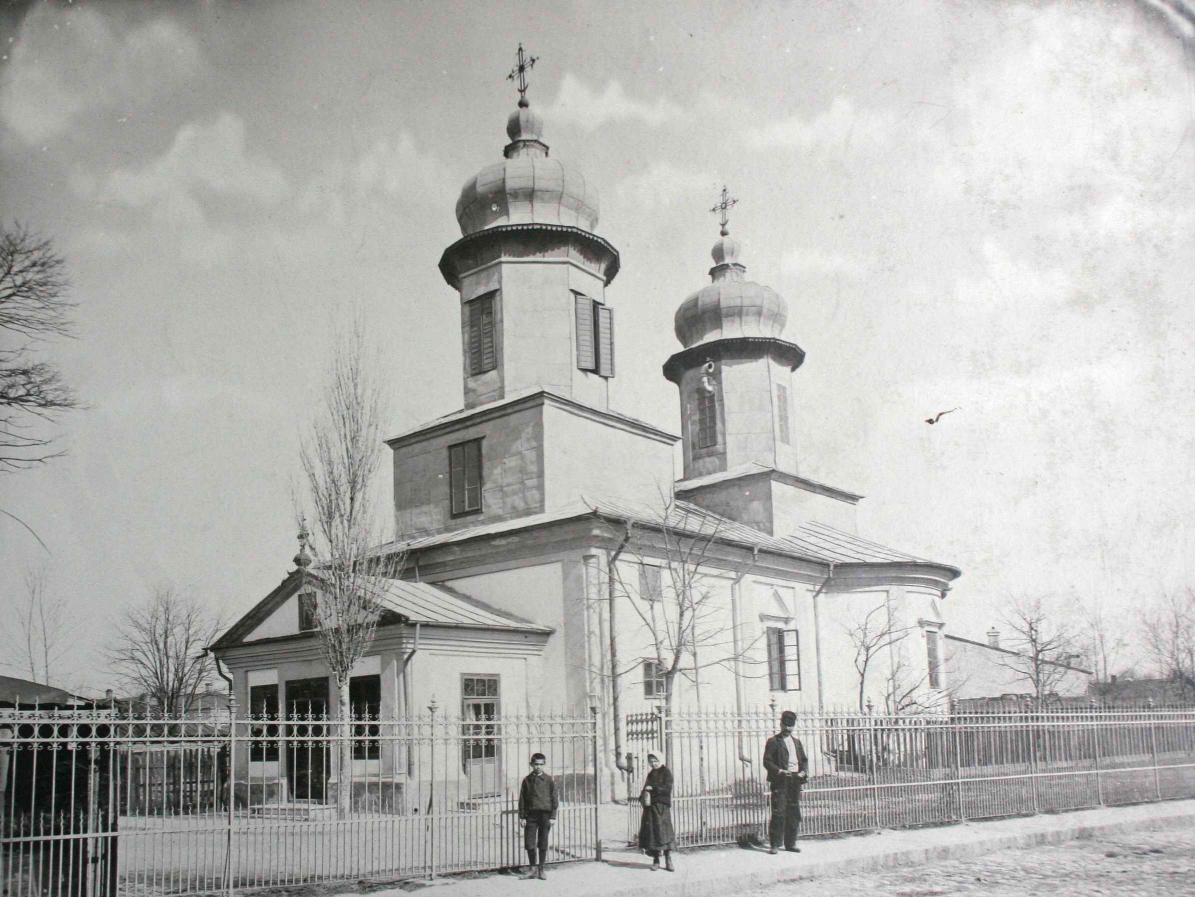 Campanie VL - Biserici istorice gălăţene: Troiţa “Sfintei Sofia” - rugă pentru neuitare