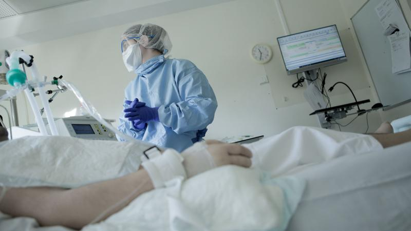 1.767 de noi cazuri de infectare cu coronavirus