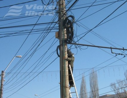 Pe stâlp, la –9 grade Celsius 