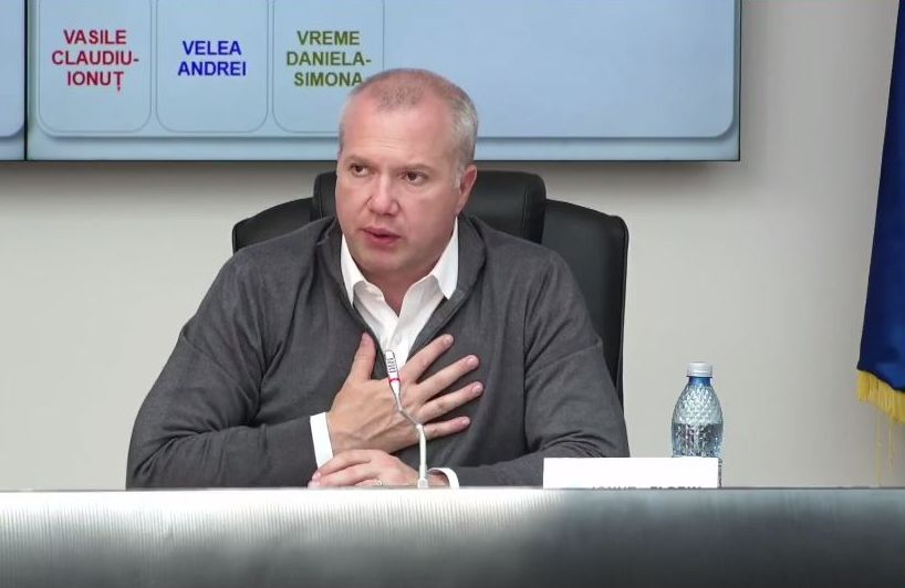 Primarul Ionuţ Pucheanu: „Am o singură promisiune electorală la care nu m-am ținut de cuvânt. Şi mi-e rușine.”