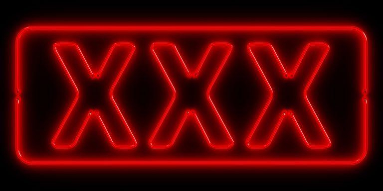 Efectele nefaste ale PORNOGRAFIEI asupra vieţii sexuale