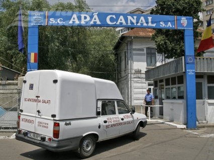 Concedieri şi preţuri mai mari la Apă Canal