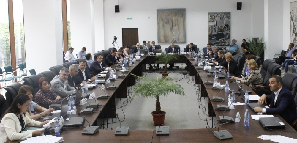 Aleşii locali nu au aprobat acoperirea pierderilor. Bugetul Galaţiului nu mai e vaca de muls a Calorgal şi CET