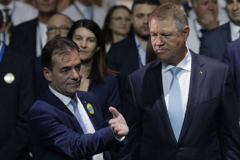 Președintele ar putea rezolva criza politică în 15 minute