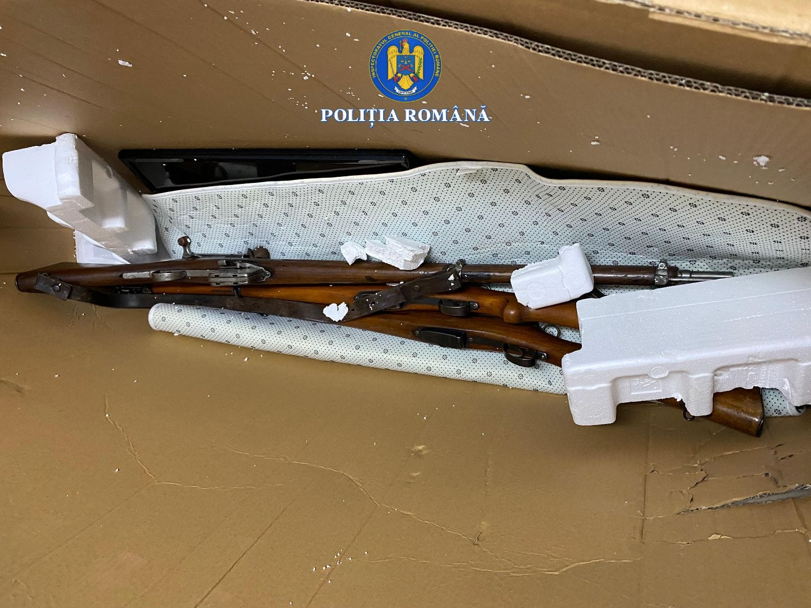 Gălățean reținut pentru contrabandă cu arme