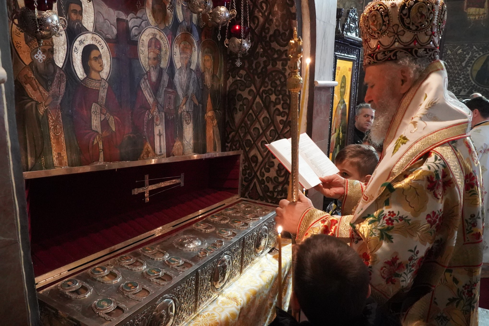 Gălățenii s-au închinat la moaștele Sf. Ignatie Teoforul