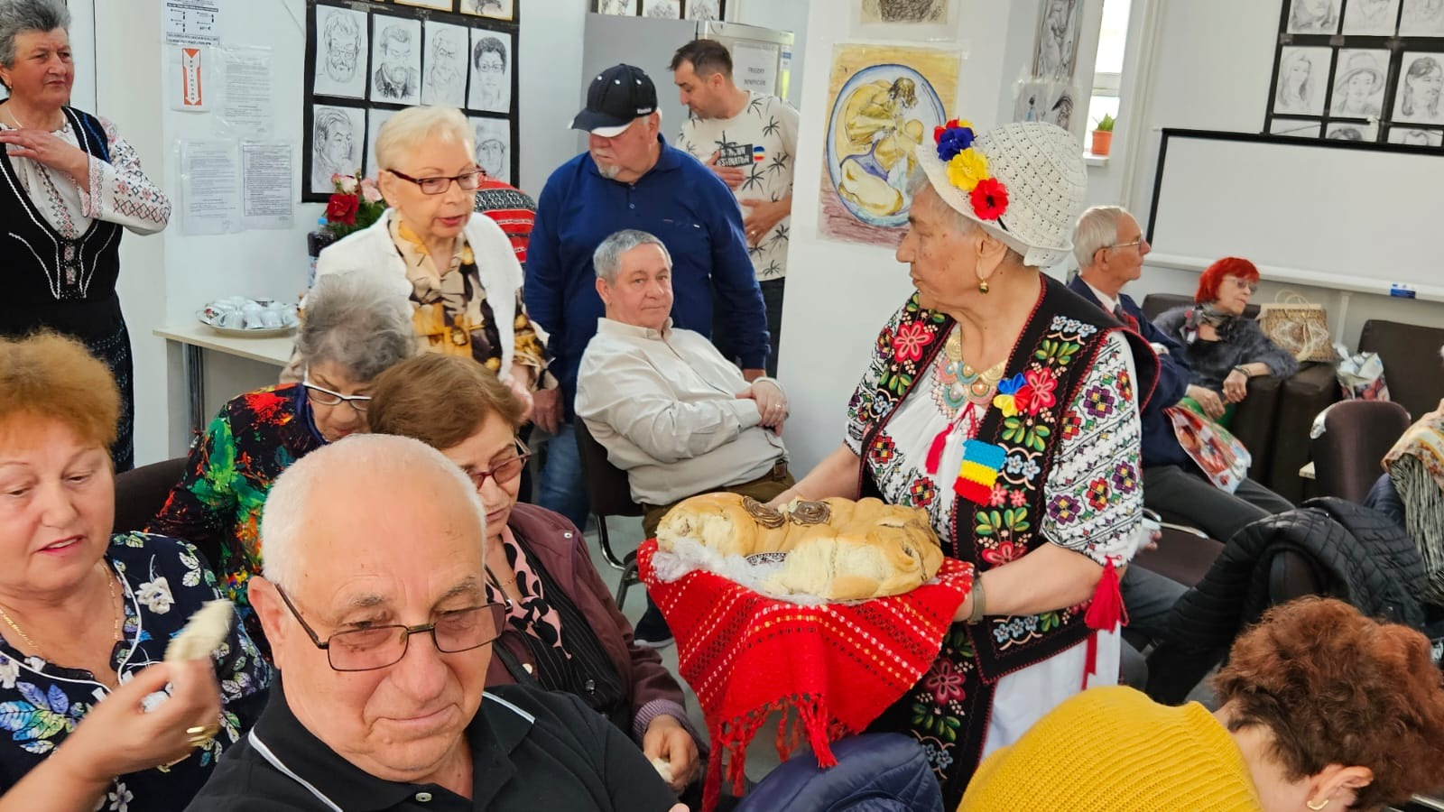 Oaspeţi din Bacău la Centrul de Servicii Socio-medicale pentru Vârstnici din Galaţi