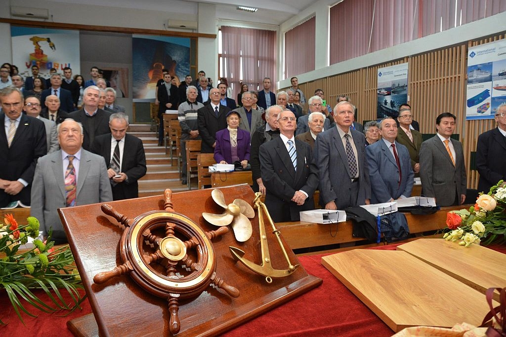 65 de ani de învățământ superior naval românesc