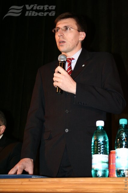 Cetăţenie română pentru toţi basarabenii