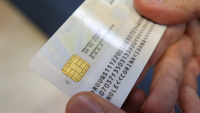 Ce date conține cipul cărții electronice de identitate și cine le poate accesa