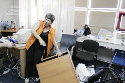 Urlete, blesteme şi gaze lacrimogene la Solidaritatea