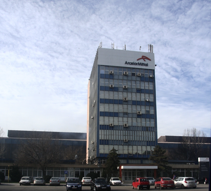 Sindicaliștii din Combinat au amânat cu o săptămână înaintarea revendicărilor salariale