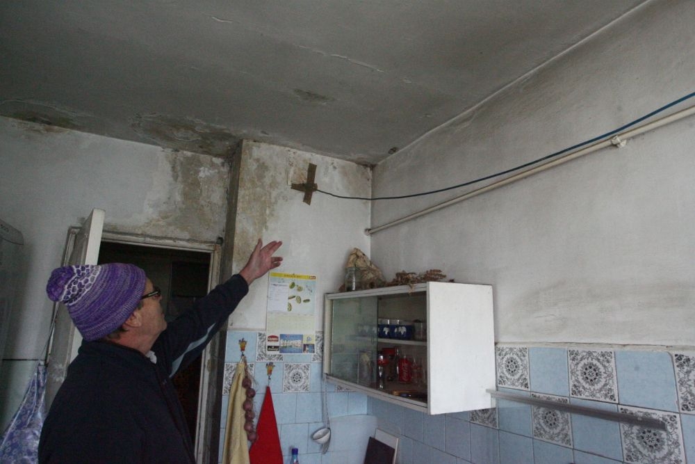 Lege nouă pentru asociaţiile de proprietari/ Dacă-ţi inunzi vecinul, rişti amendă de mii de lei