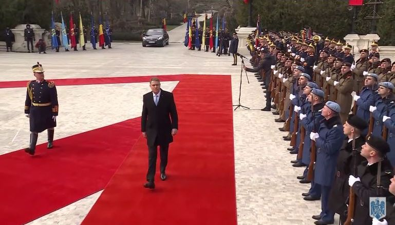 O binecuvântare și-un sictir. Prezidențial