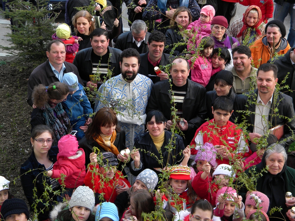 Viaţa la margine de lume, în Dimitrie Cantemir - "Maşina preotului pleacă la oraş plină de copii"