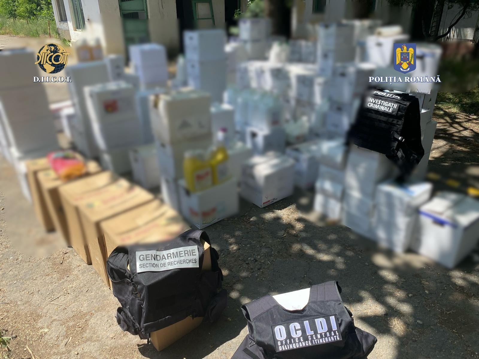 Gălățeni acuzați că au furat substanțe de 3.000.0000 de euro. Poliția franceză a venit după ei (FOTO)