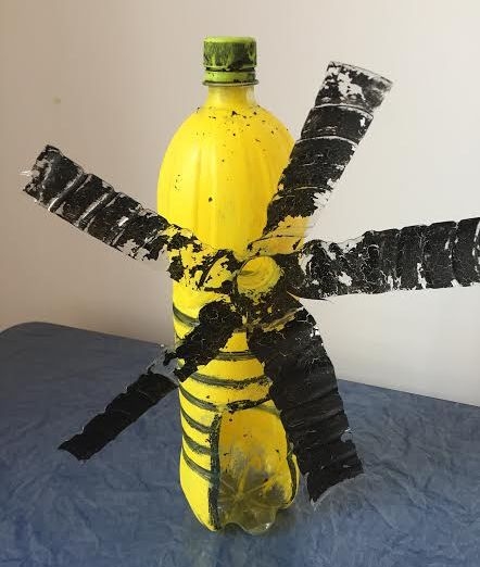 Garda de Mediu OFERĂ calculatoare și laptopuri şcolilor din zone defavorizate