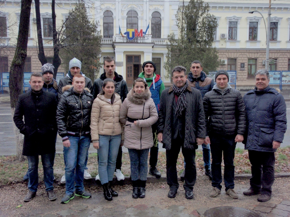 Studenţi de la Universitatea Galaţi, PREMIAŢI la Chişinău