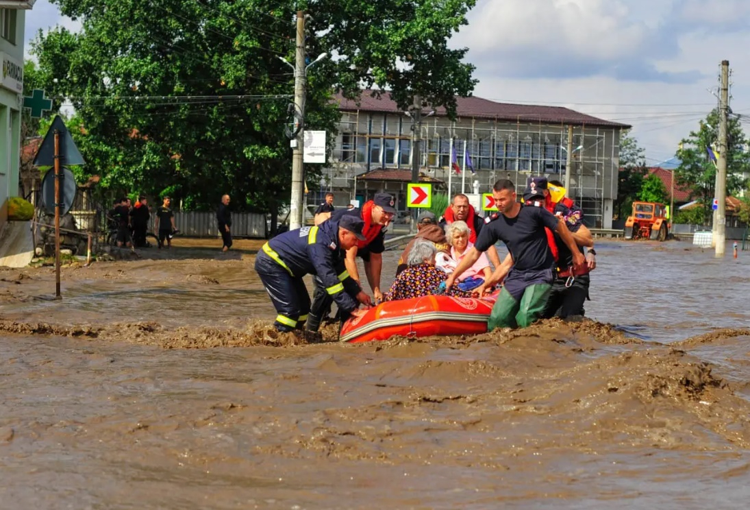 Credincioşii din Iași au strâns 1,3 milioane de lei pentru sinistrați