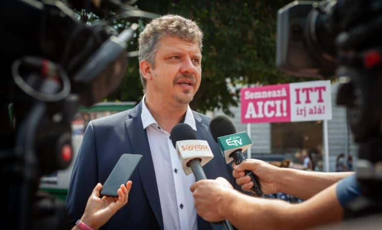 Primarul unui mare oraş, reţinut pentru luare de mită