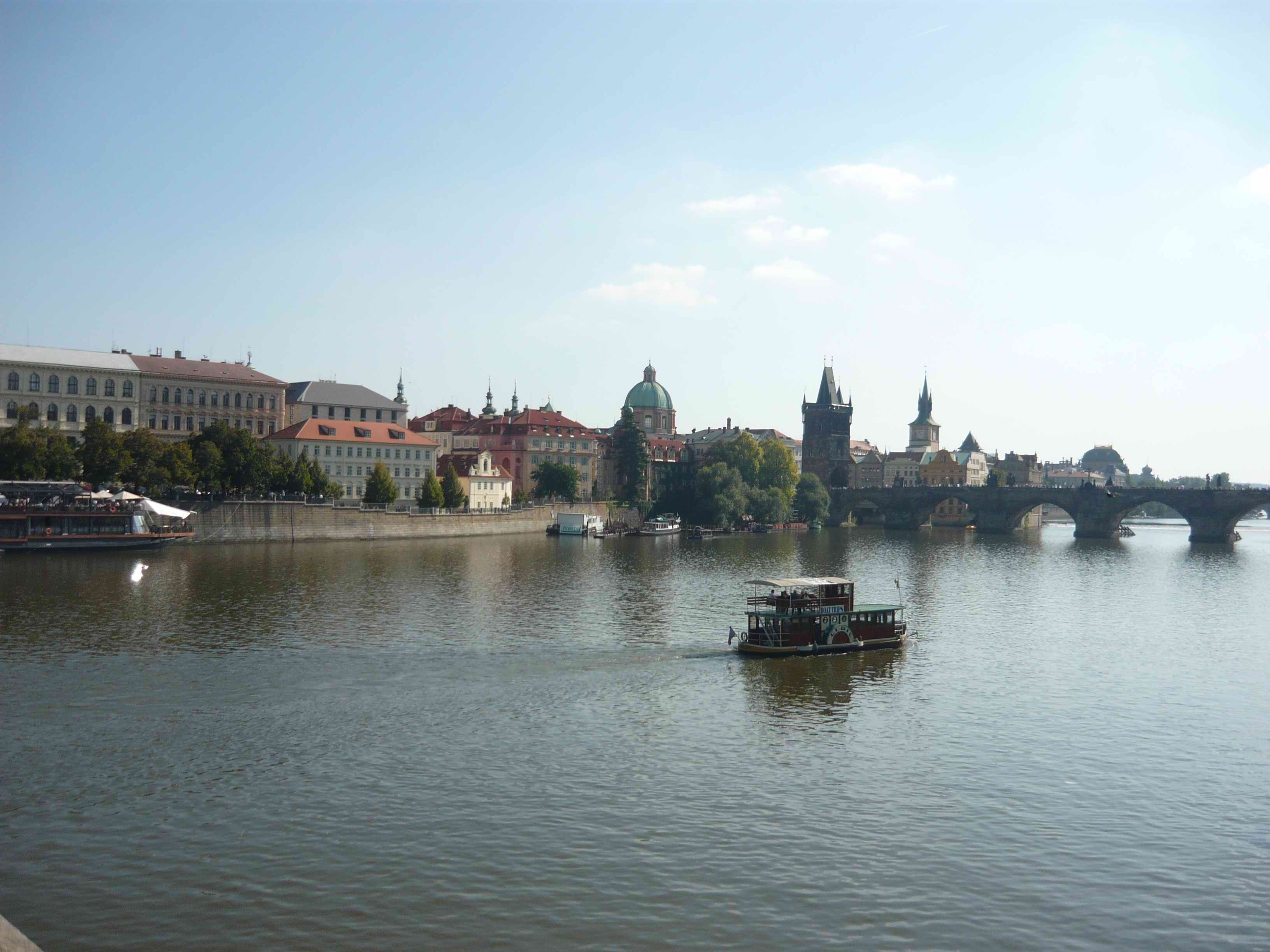 Itinerarii europene Praga - „Parisul Europei Centrale” 