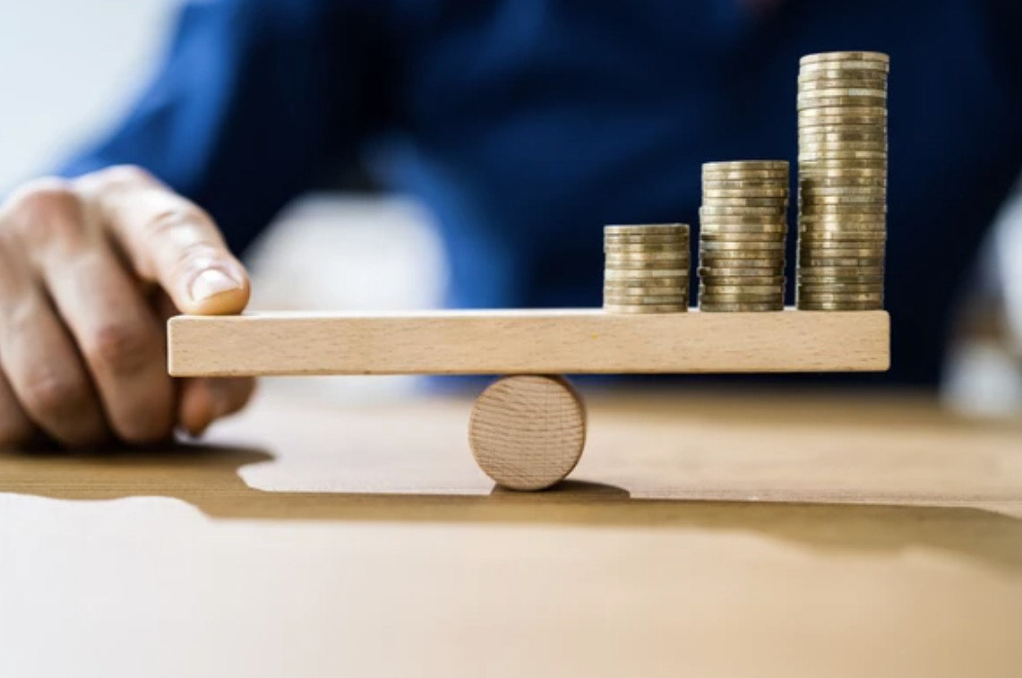 Inflația se reduce, dar într-un ritm lent