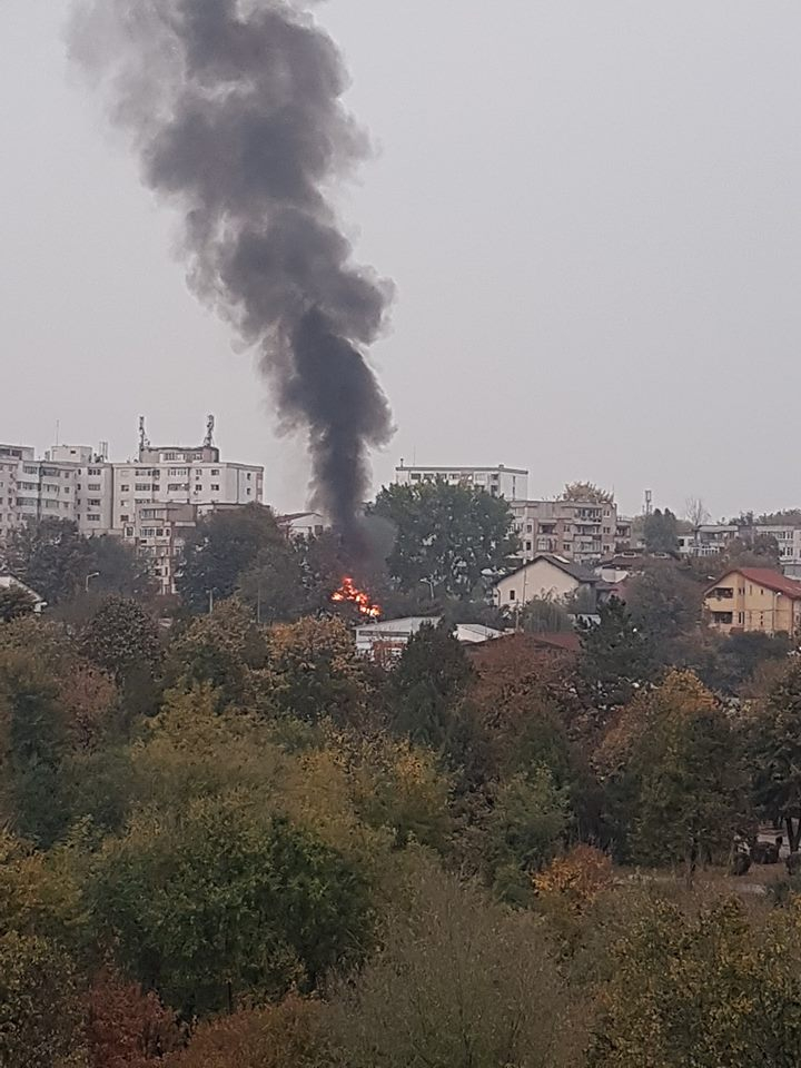 Incendiu la o casă părăsită din Țiglina 1