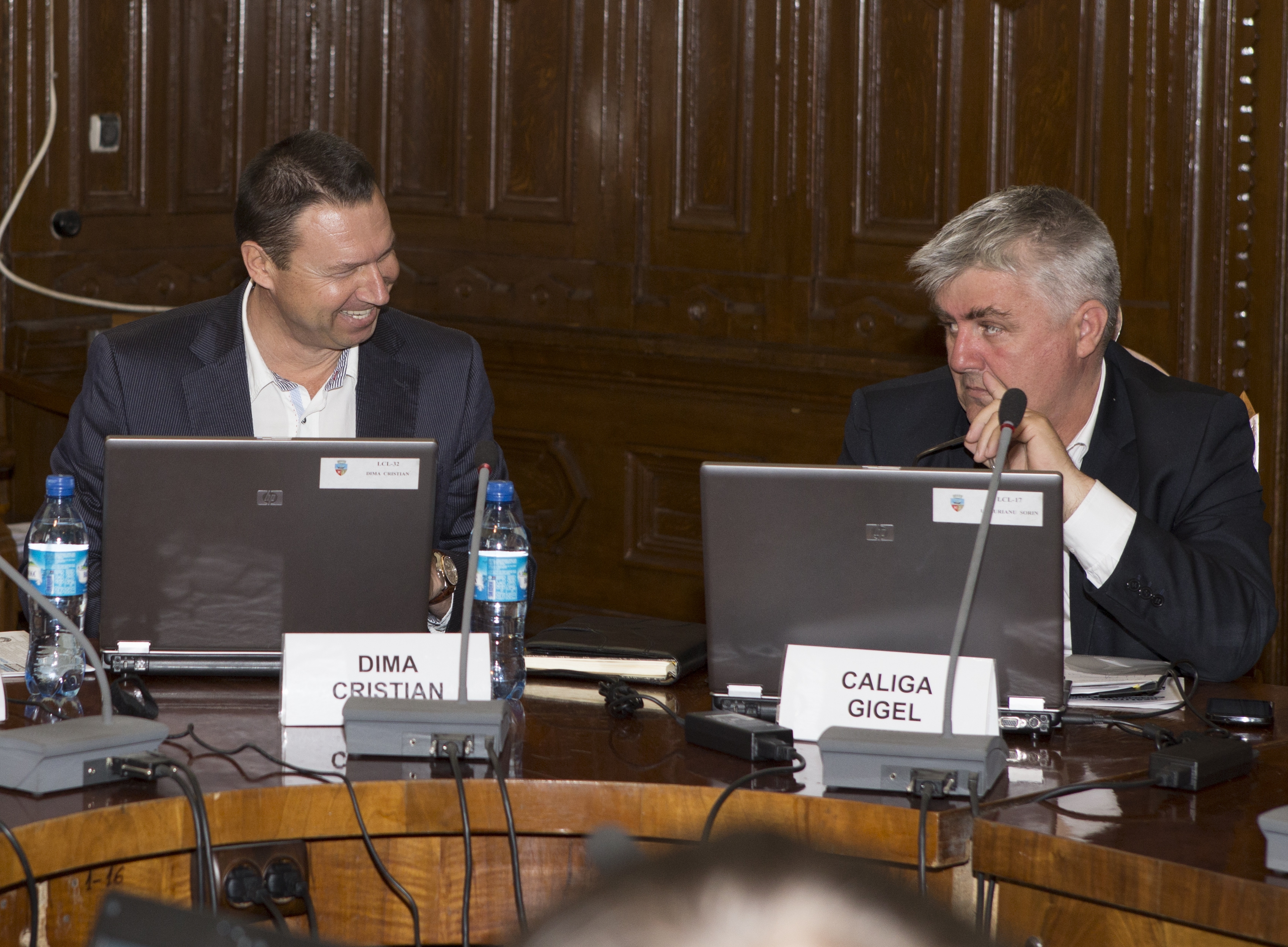 Efectele ordonanţei privind migraţia politică la Galaţi: Şapte consilieri locali au schimbat macazul