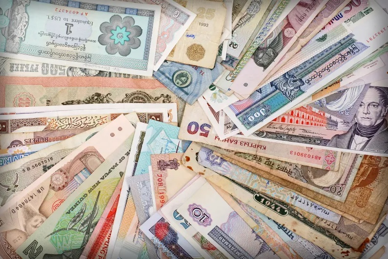 Război al valutelor, pe fondul tensiunilor geopolitice