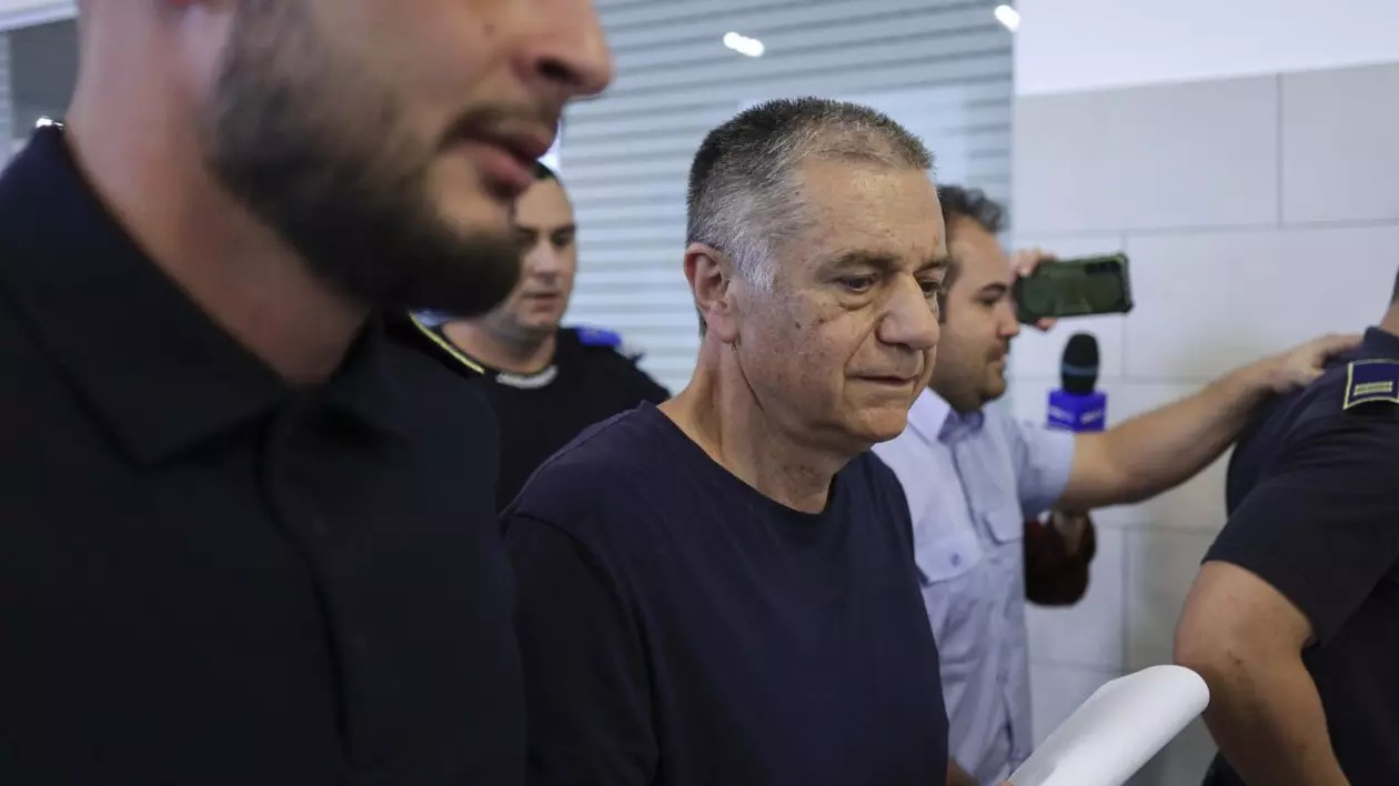 Cumnatul lui Mircea Geoană, extrădat din Turcia şi dus la închisoare