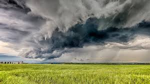 Liniștea dinaintea furtunii