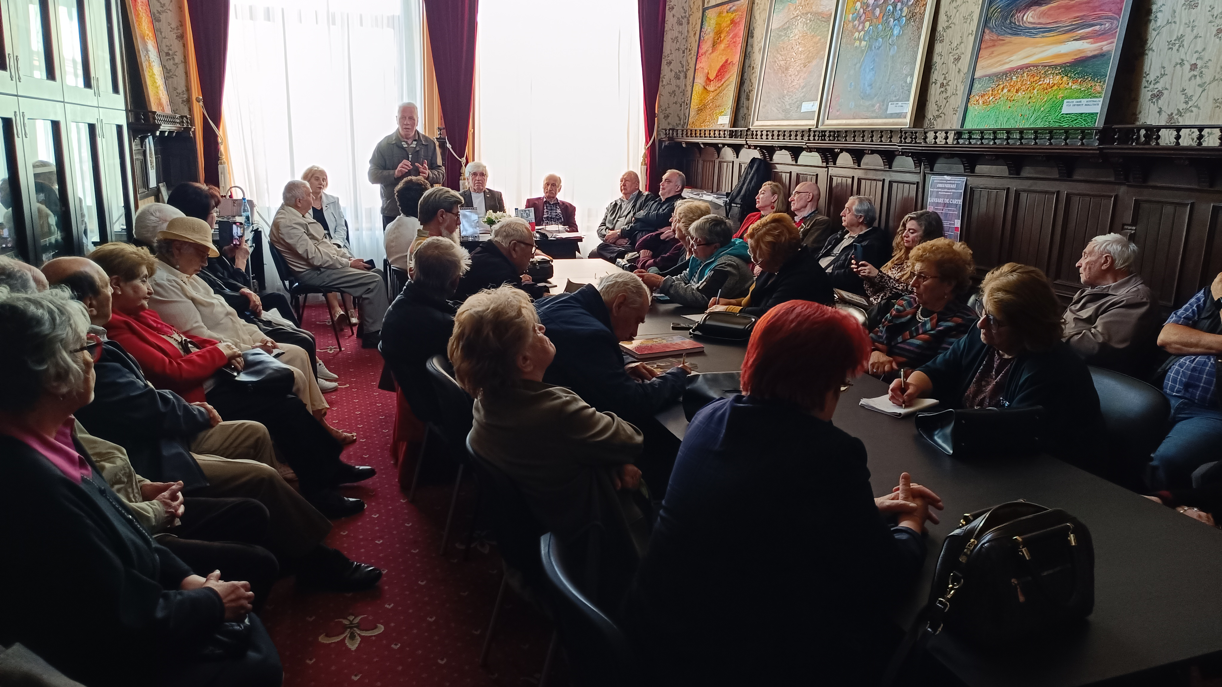 Când două cronici se-ntâlnesc, câştigă cititorii! Salonul cultural „Armonii de toamnă”