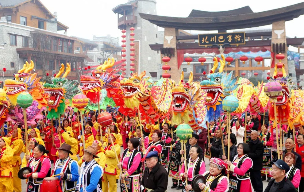 A început Anul Nou Chinezesc. Șarpele de Lemn Verde