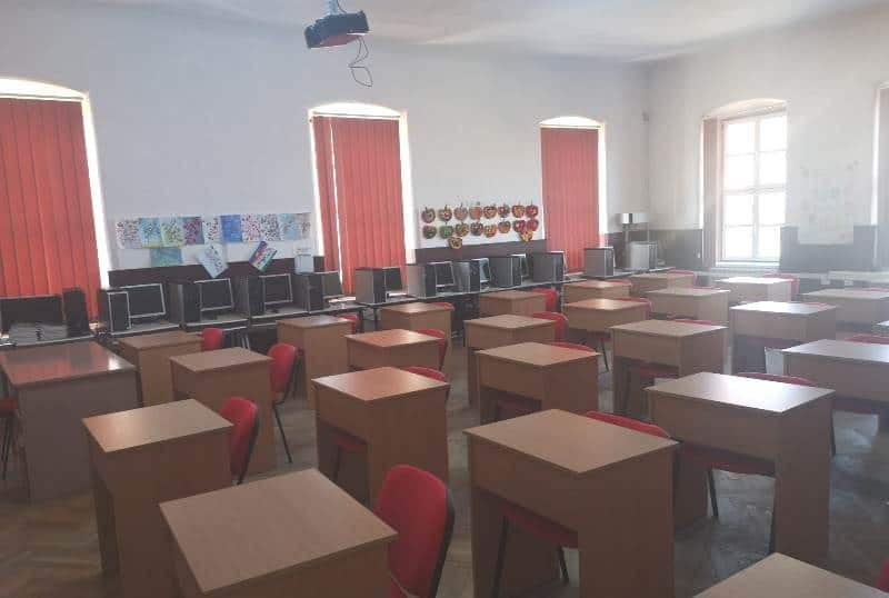 Decizie ministerială. Fără olimpiade, concursuri şi bursele de merit aferente la ciclul primar