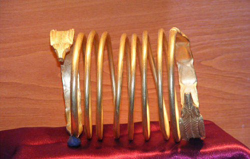 Traficanţii de brăţări dacice, achitaţi după prescripţia faptei penale