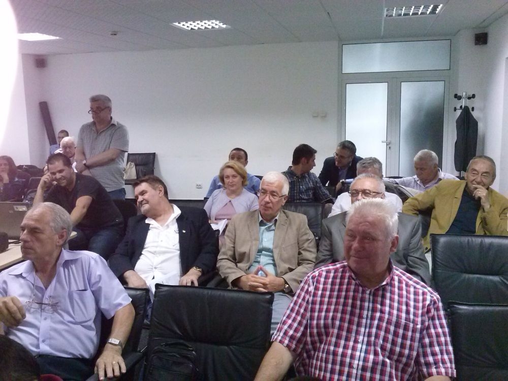 Mulţumirile PRIMARULUI către consilierii locali. Responsabilităţi legale pentru VOTUL care aduce APĂ CALDĂ